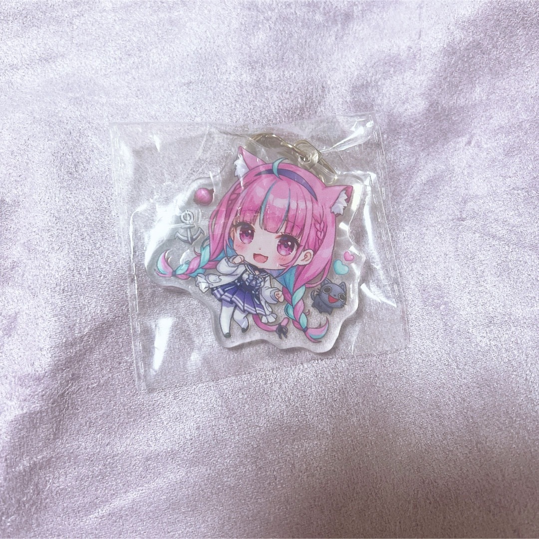 ホロライブ アクリルキーホルダー 湊あくあ 2 エンタメ/ホビーのアニメグッズ(キーホルダー)の商品写真
