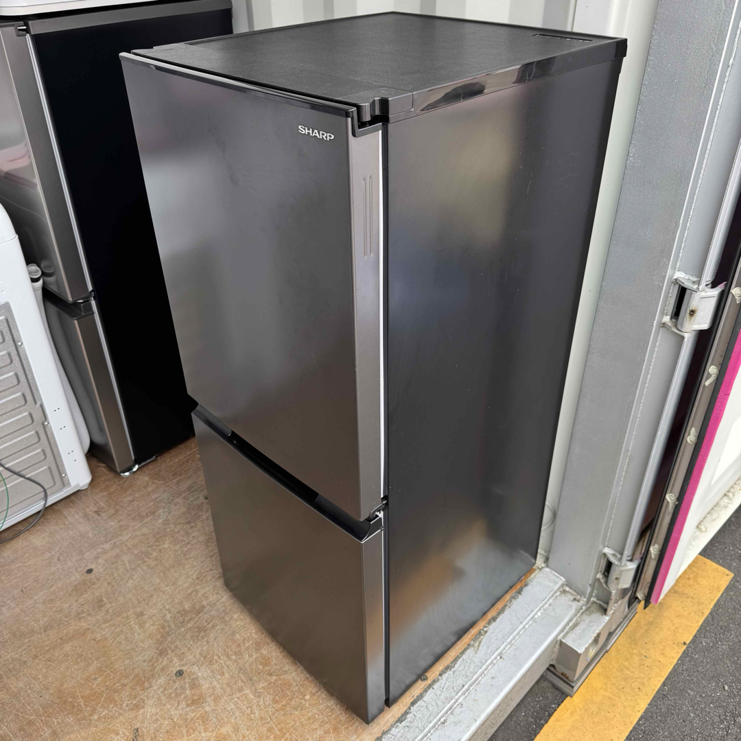 SHARP - C7421☆2023年製美品☆シャープ 冷蔵庫 右.左開き SHARP - C7421☆2023年製美品☆シャープ 冷蔵庫 右.左開き