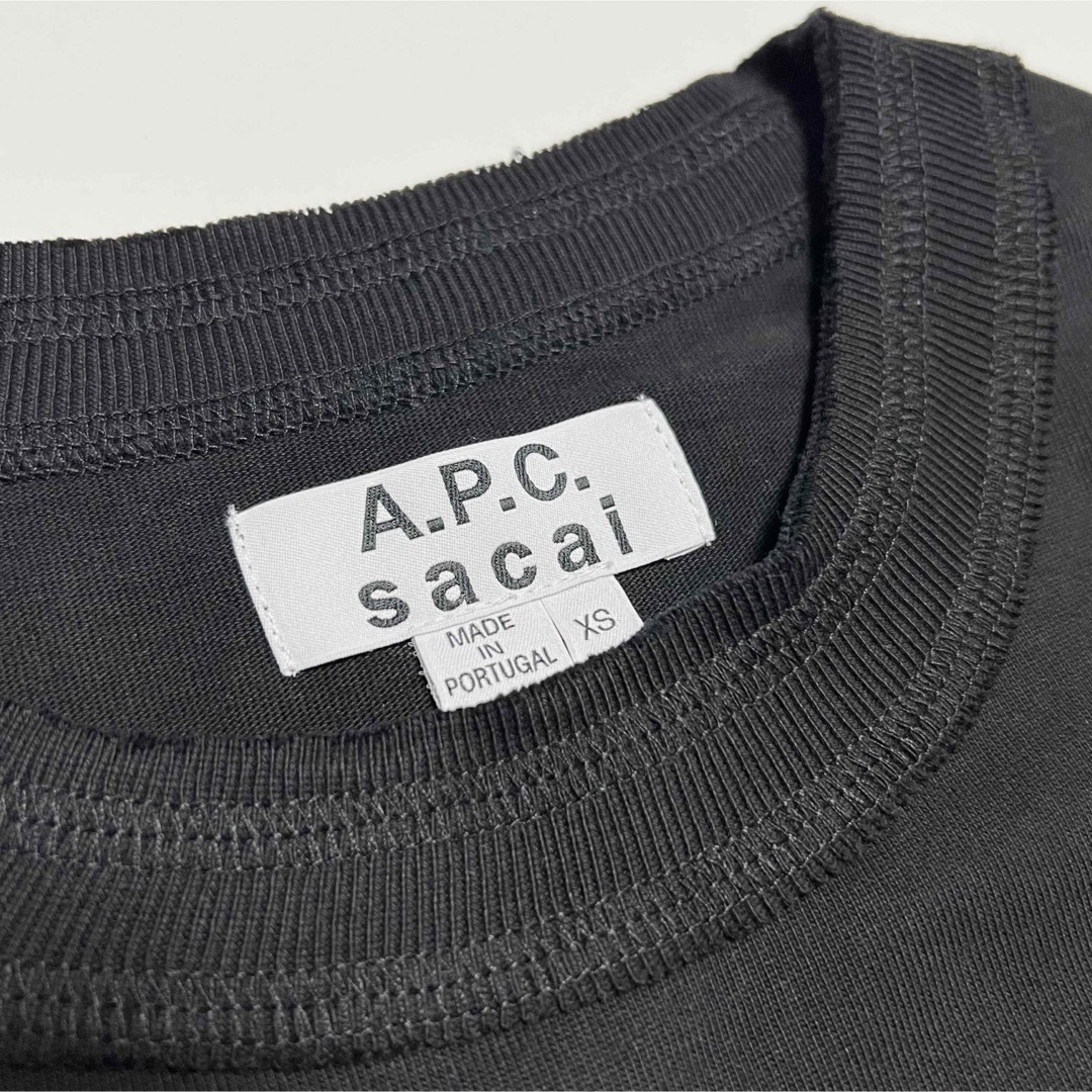 sacai - XS 新品 APC SACAI ロゴ Tシャツ アーペーセー サカイ sacai - XS 新品 APC SACAI ロゴ Tシャツ アーペーセー サカイ