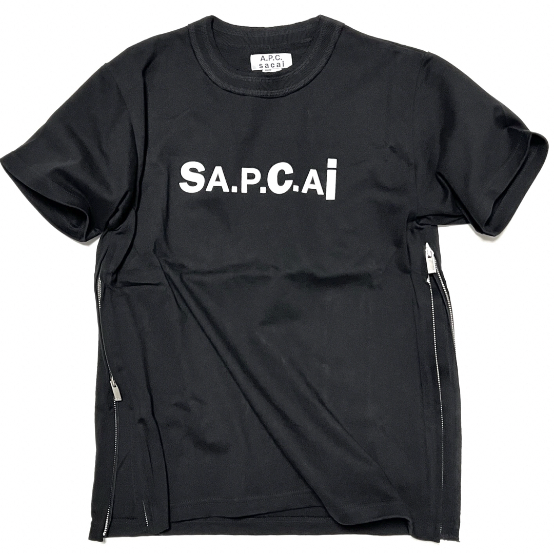 sacai - XS 新品 APC SACAI ロゴ Tシャツ アーペーセー サカイ sacai - XS 新品 APC SACAI ロゴ Tシャツ アーペーセー サカイ
