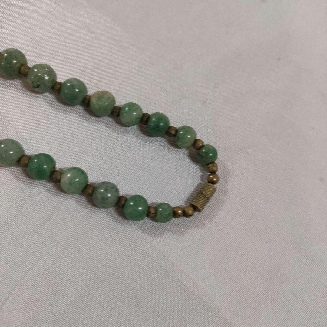 ひ863 超美品 天然ジェーダイト 本ひすい フリーシェイプ ひ863 超美品 天然ジェーダイト 本ひすい フリーシェイプ