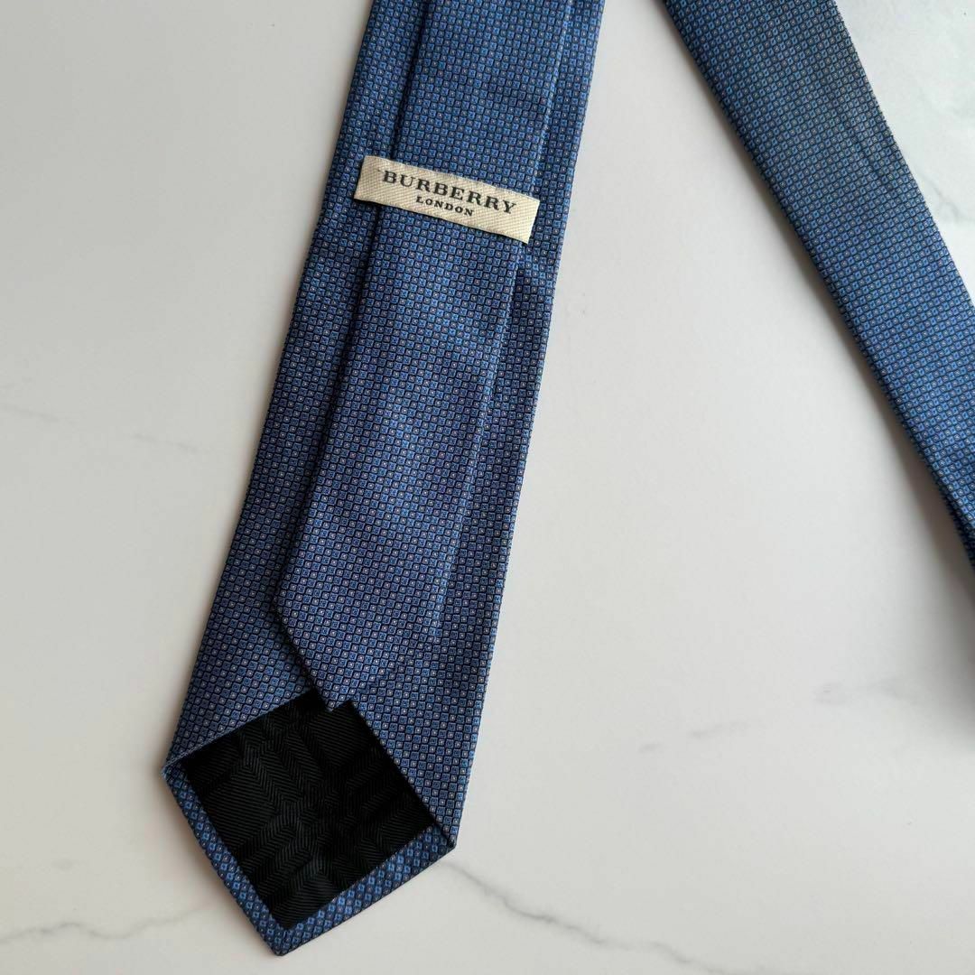 BURBERRY - 【美品✨️】BURBERRY LONDON バーバリー ネクタイ BURBERRY - 【美品✨️】BURBERRY LONDON バーバリー ネクタイ