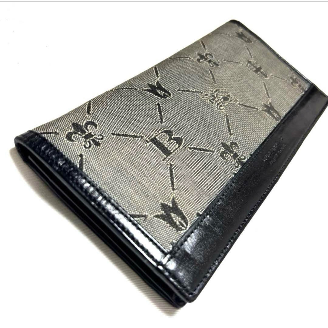 BURBERRY - ✨美品✨BURBERRYバーバリー 折り財布 黒 ブラック BURBERRY - ✨美品✨BURBERRYバーバリー 折り財布 黒 ブラック