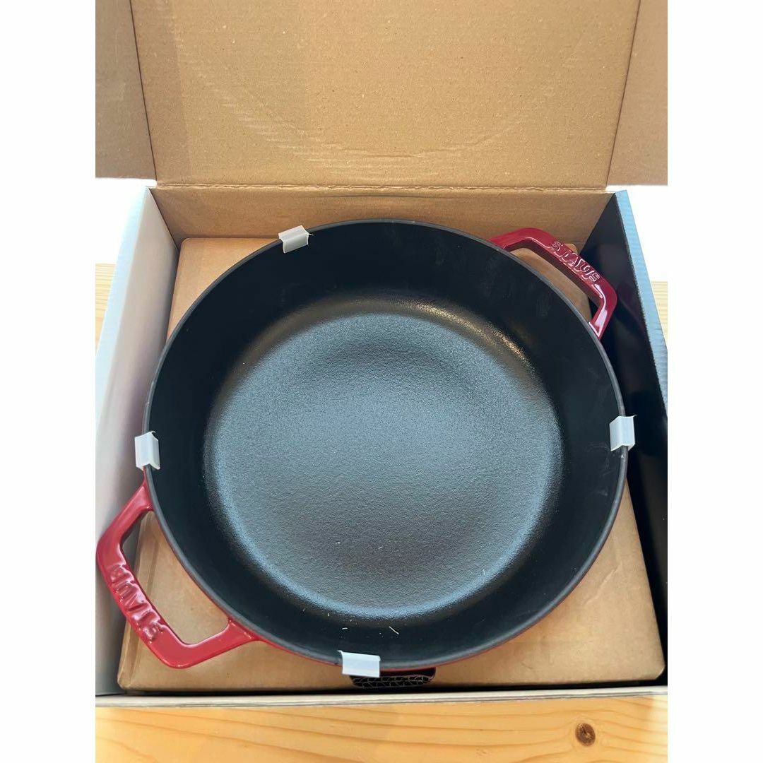 新品】staub ブレイザーソテーパン24cm チェリー ドラゴン 龍の 新品】staub ブレイザーソテーパン24cm チェリー ドラゴン 龍の