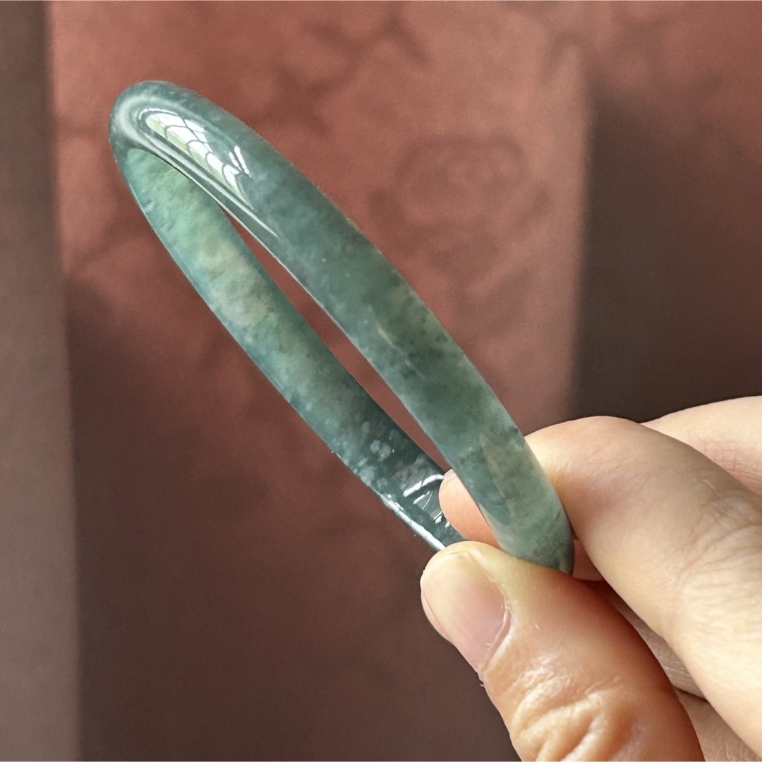 本翡翠バングル 無含浸 無着色 グァテマラ産 氷種 お買い得 一点 本翡翠バングル 無含浸 無着色 グァテマラ産 氷種 お買い得 一点