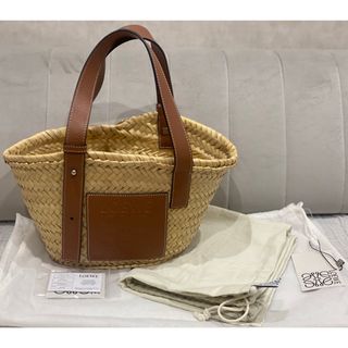 LOEWE(かごバッグ/ストローバッグ)のフリマアイテム一覧 LOEWE(かごバッグ/ストローバッグ)のフリマアイテム一覧