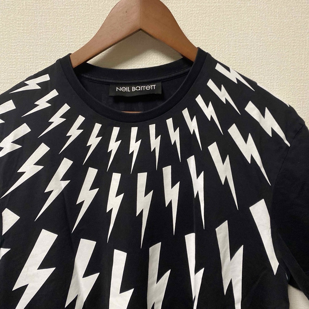 NEIL BARRETT - NEIL BARRETT 稲妻柄 ブラック Tシャツ ニール NEIL BARRETT - NEIL BARRETT 稲妻柄 ブラック Tシャツ ニール