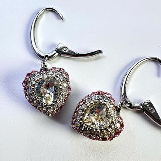 SWAROVSKI(ピアス)のフリマアイテム一覧 SWAROVSKI(ピアス)のフリマアイテム一覧