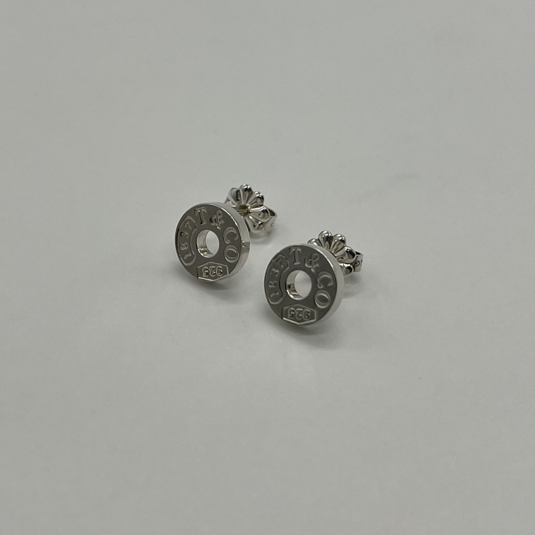 Tiffany & Co. - ティファニー TIFFANY 1837 サークル ピアス Tiffany & Co. - ティファニー TIFFANY 1837 サークル ピアス