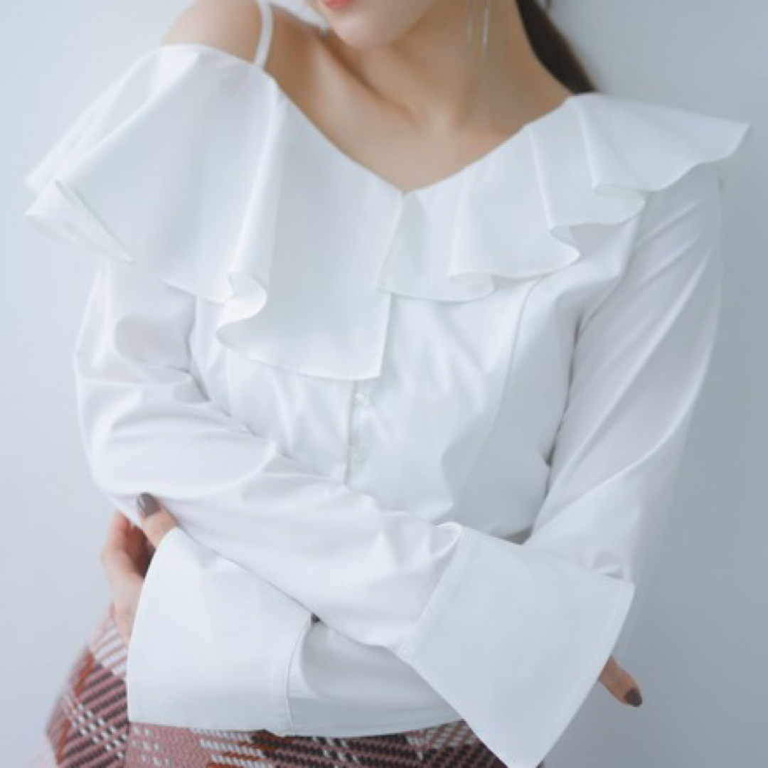 SNIDEL - 【美品】SNIDEL スナイデル アシメフレアーブラウス SNIDEL - 【美品】SNIDEL スナイデル アシメフレアーブラウス