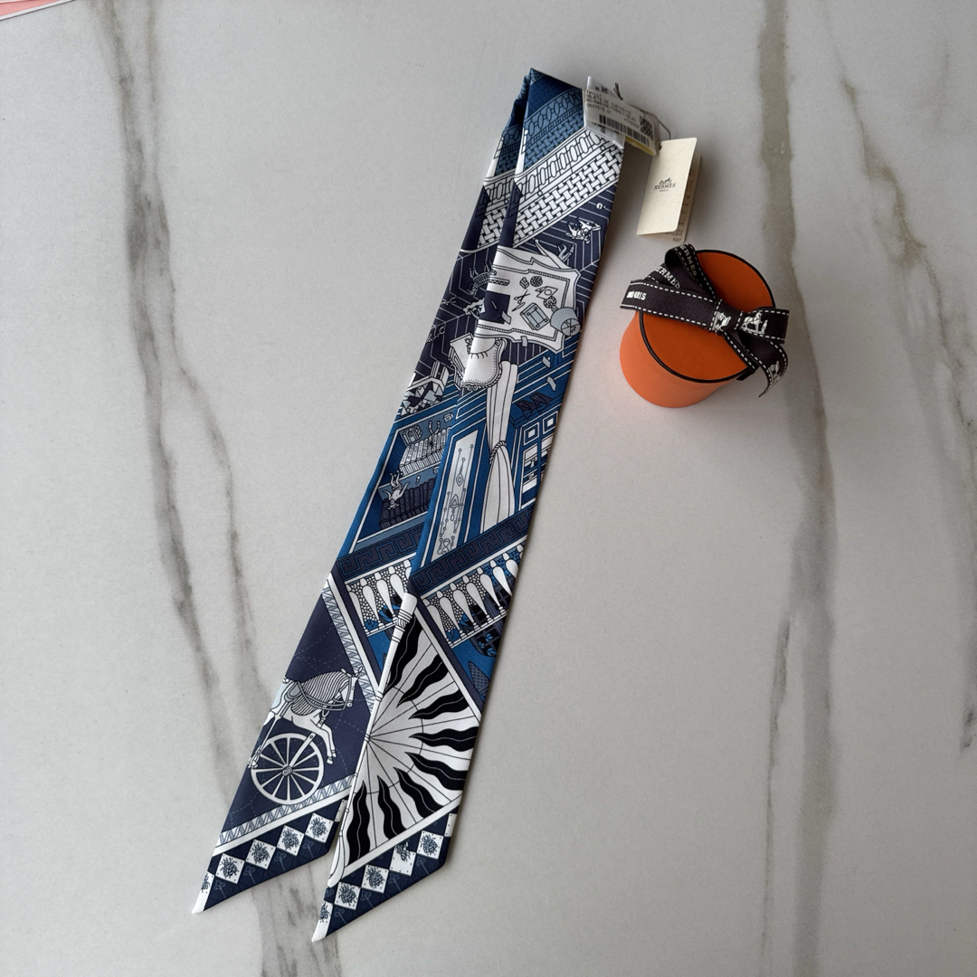HERMES - 新品未使用:エルメス ツイリー オブジェ・ドゥ HERMES - 新品未使用:エルメス ツイリー オブジェ・ドゥ