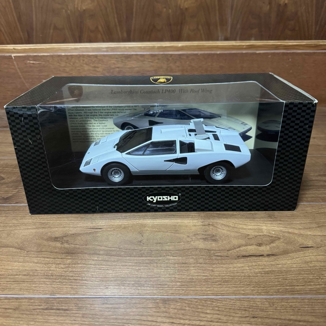 京商 - 絶版未展示品 京商 1/18ランボルギーニ カウンタック 京商 - 絶版未展示品 京商 1/18ランボルギーニ カウンタック
