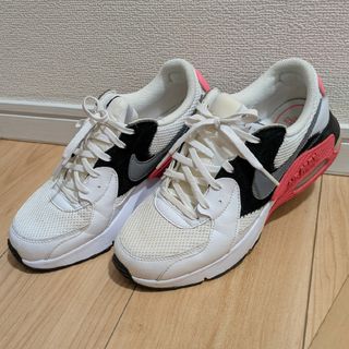 NIKE - 新品 ナイキ エアマックス95 プレミアム ベージュ 23 NIKE - 新品 ナイキ エアマックス95 プレミアム ベージュ 23