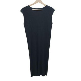 PLEATS PLEASE ISSEY MIYAKE(ワンピース)のフリマアイテム一覧 PLEATS PLEASE ISSEY MIYAKE(ワンピース)のフリマアイテム一覧