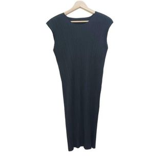 PLEATS PLEASE ISSEY MIYAKE(ワンピース)のフリマアイテム一覧 PLEATS PLEASE ISSEY MIYAKE(ワンピース)のフリマアイテム一覧