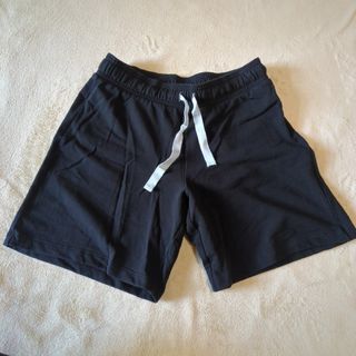 UNIQLO - ユニクロ 黒 ショートパンツの通販 by なっちゃん's