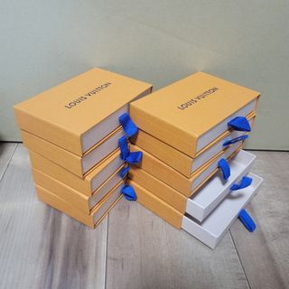 LOUIS VUITTON(ショップ袋)のフリマアイテム一覧 LOUIS VUITTON(ショップ袋)のフリマアイテム一覧