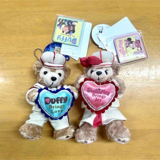 ディズニー(Disney)のダッフィー/シェリーメイ バレンタイン 2010年 ホワイトコスチューム２体(キャラクターグッズ)