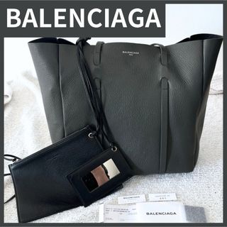 BALENCIAGA(トートバッグ)のフリマアイテム一覧 BALENCIAGA(トートバッグ)のフリマアイテム一覧
