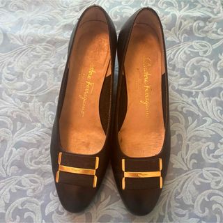 Salvatore Ferragamo(ハイヒール/パンプス)のフリマアイテム一覧 Salvatore Ferragamo(ハイヒール/パンプス)のフリマアイテム一覧