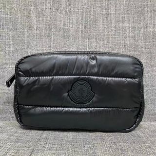 MONCLER(ポーチ)のフリマアイテム一覧 MONCLER(ポーチ)のフリマアイテム一覧