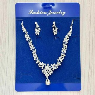 MIKIMOTO - ☆本物美品 ミキモト 本真珠ネックレス シルバー MIKIMOTO - ☆本物美品 ミキモト 本真珠ネックレス シルバー