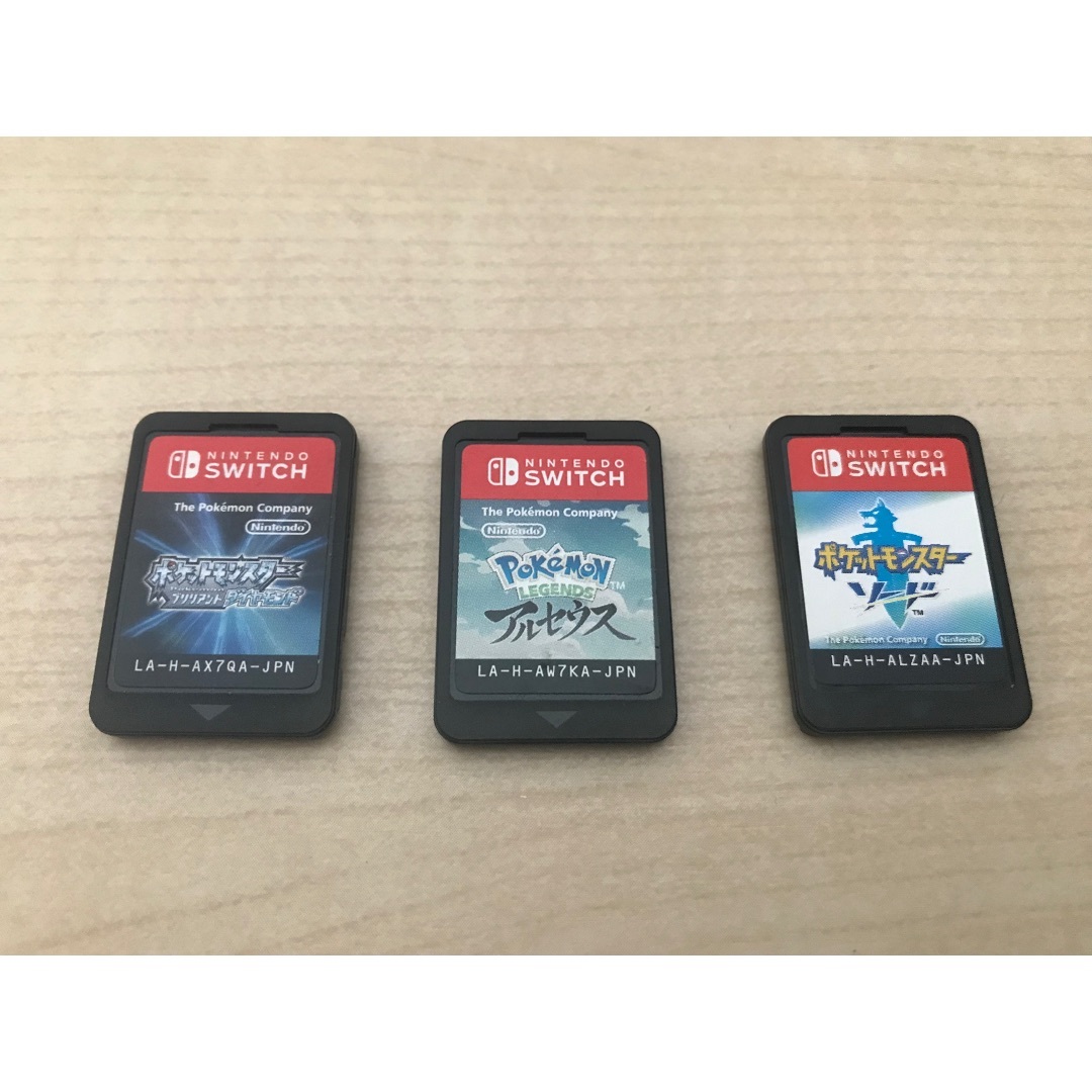 Nintendo Switch(ニンテンドースイッチ)の✨ポケットモンスターソード&アルセウス&ブリリアントダイヤモンドセット✨ エンタメ/ホビーのゲームソフト/ゲーム機本体(家庭用ゲームソフト)の商品写真