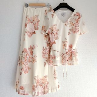 LAURA ASHLEY(ワンピース)のフリマアイテム一覧 LAURA ASHLEY(ワンピース)のフリマアイテム一覧