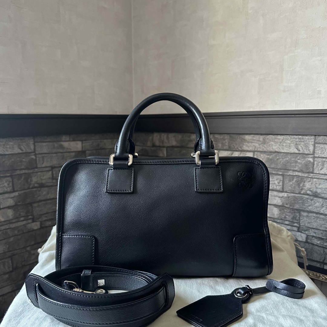 LOEWE - LOEWE アマソナ 28 ブラック ナパカーフ ショルダー LOEWE - LOEWE アマソナ 28 ブラック ナパカーフ ショルダー