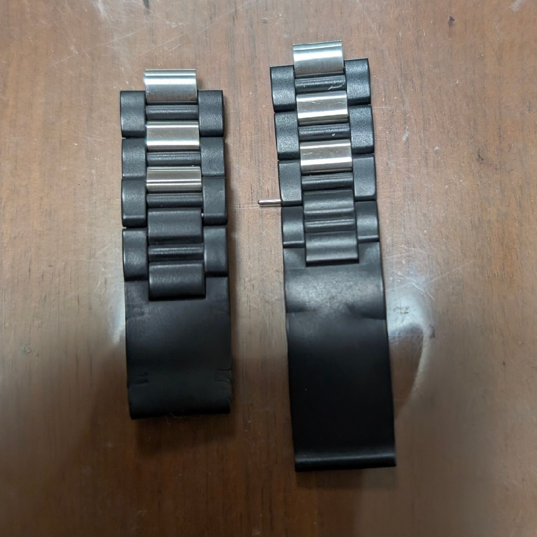 Cartier - カルティエ クロノスカフ ラバーベルトの通販 by 4Gの Cartier - カルティエ クロノスカフ ラバーベルトの通販 by 4Gの