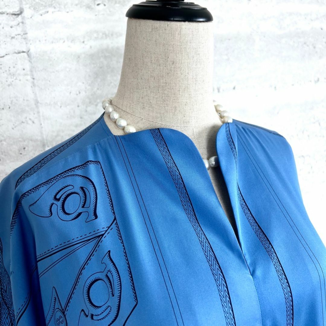 HERMES - 美品☆HERMES☆レア品☆シルク☆カフタン☆ロング HERMES - 美品☆HERMES☆レア品☆シルク☆カフタン☆ロング