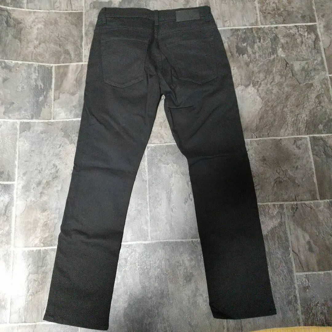 HUGO BOSS(ヒューゴボス)の新品未使用　BOSS　伊製Candiani　Denim ストレッチ　ジーンズ　黒 メンズのパンツ(デニム/ジーンズ)の商品写真