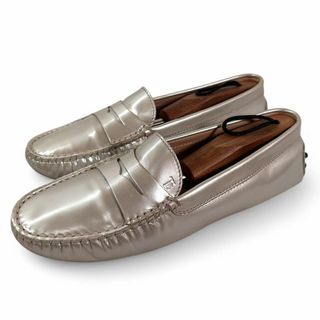 TOD'S(ローファー/革靴)のフリマアイテム一覧 TOD'S(ローファー/革靴)のフリマアイテム一覧