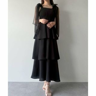 ジュノア(JUNOAH)の【ブラック】mipiarl  チュールリボンティアードキャミワンピース(ロングワンピース/マキシワンピース)