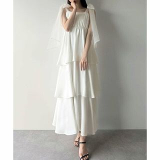 ジュノア(JUNOAH)の【ホワイト】mipiarl  チュールリボンティアードキャミワンピース(ロングワンピース/マキシワンピース)