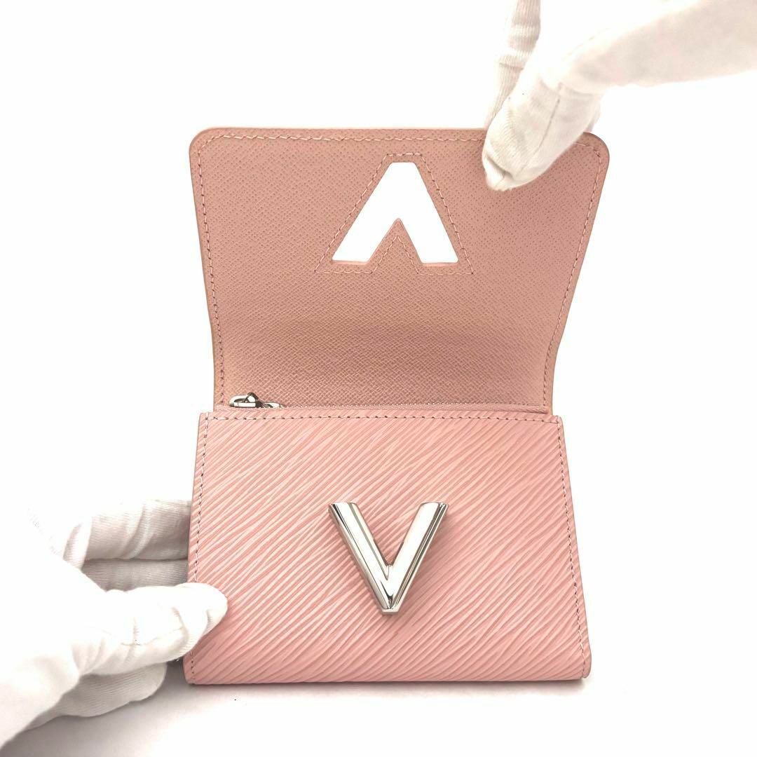 LOUIS VUITTON - ✨新品同様✨ルイヴィトン❤️エピ LOUIS VUITTON - ✨新品同様✨ルイヴィトン❤️エピ