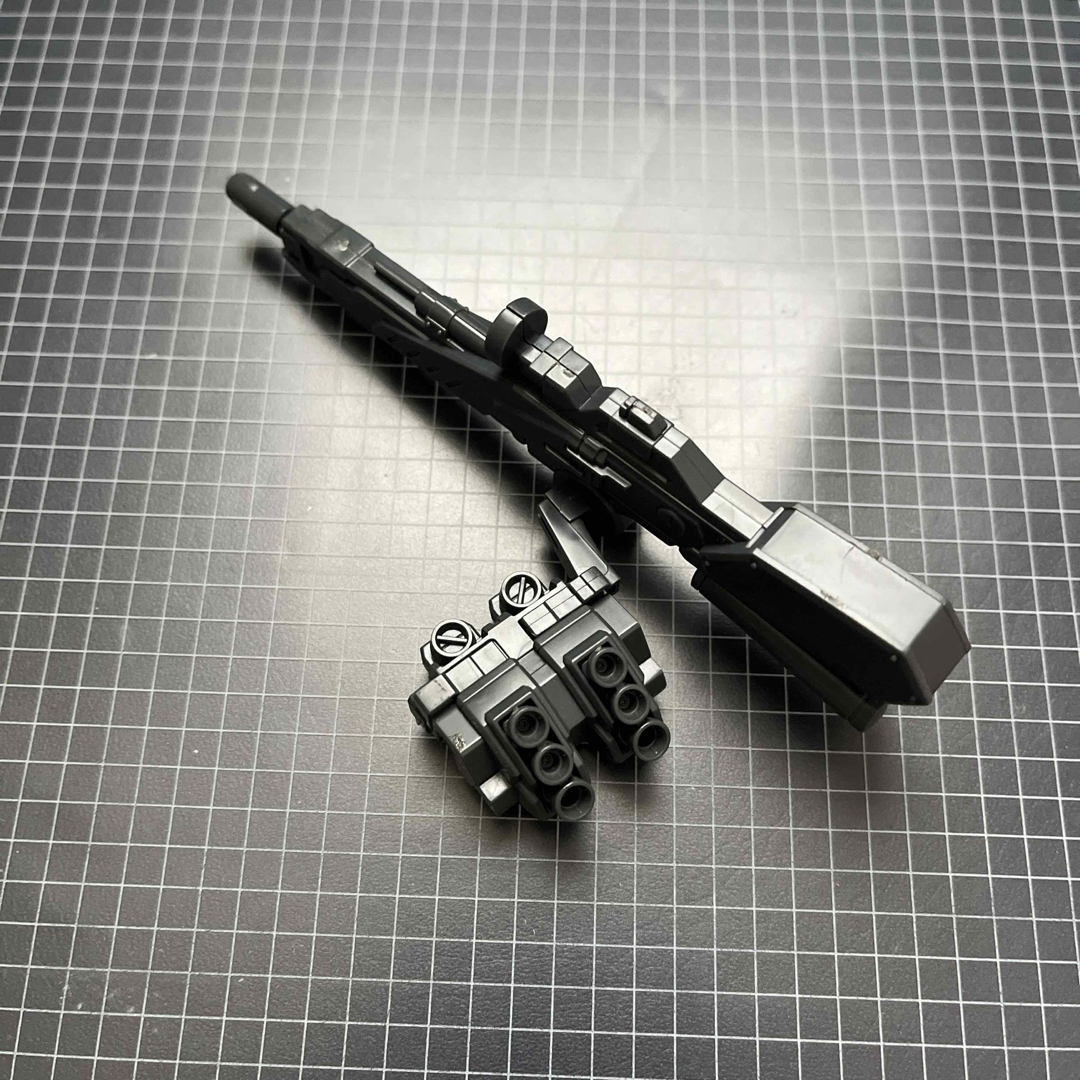 ガンプラ ジャンク パーツ ガンダム7号機 エンタメ/ホビーのおもちゃ/ぬいぐるみ(模型/プラモデル)の商品写真