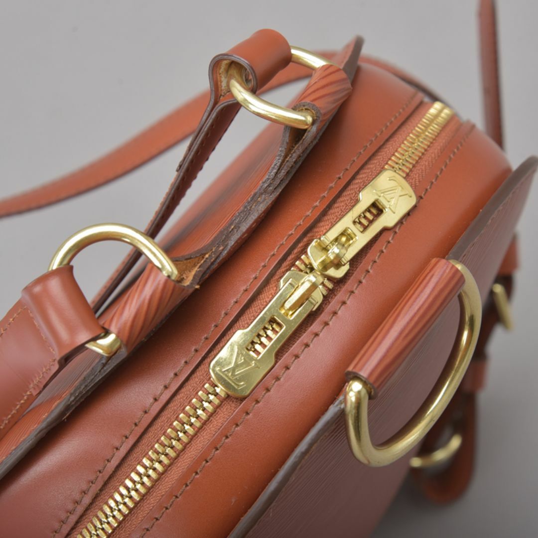 LOUIS VUITTON - 新品◇ルイヴィトン マビヨン リュックサック LOUIS VUITTON - 新品◇ルイヴィトン マビヨン リュックサック