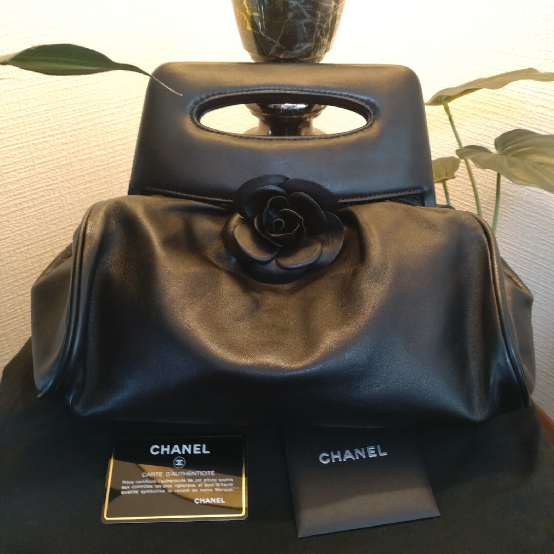 CHANEL - 💝CHANELカメリアハンドバッグの通販 by すず's shop CHANEL - 💝CHANELカメリアハンドバッグの通販 by すず's shop