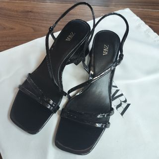 TOGA - 新品・未使用 トーガプルラサンダル サイズ36【23センチ TOGA - 新品・未使用 トーガプルラサンダル サイズ36【23センチ
