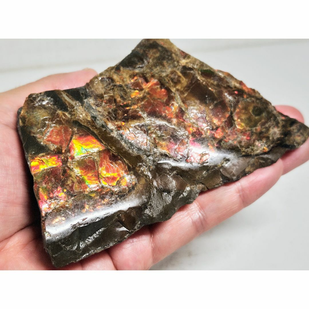 アンモライト 333g 化石 アンモナイト 水晶 鑑賞石 原石 自然石 宝石