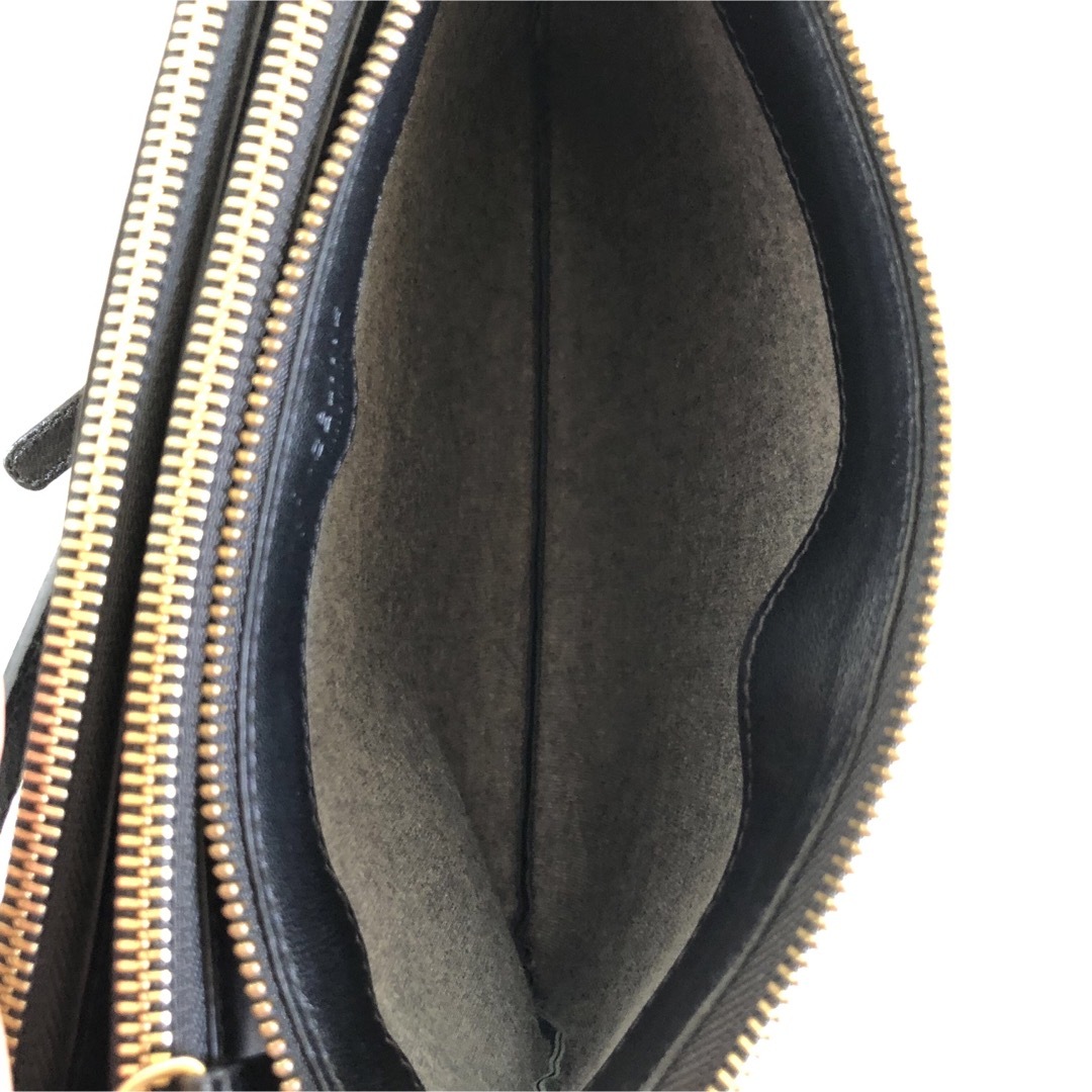 CELINE - セリーヌ ショルダーバッグ トリオ ラージ レザー 斜 CELINE - セリーヌ ショルダーバッグ トリオ ラージ レザー 斜