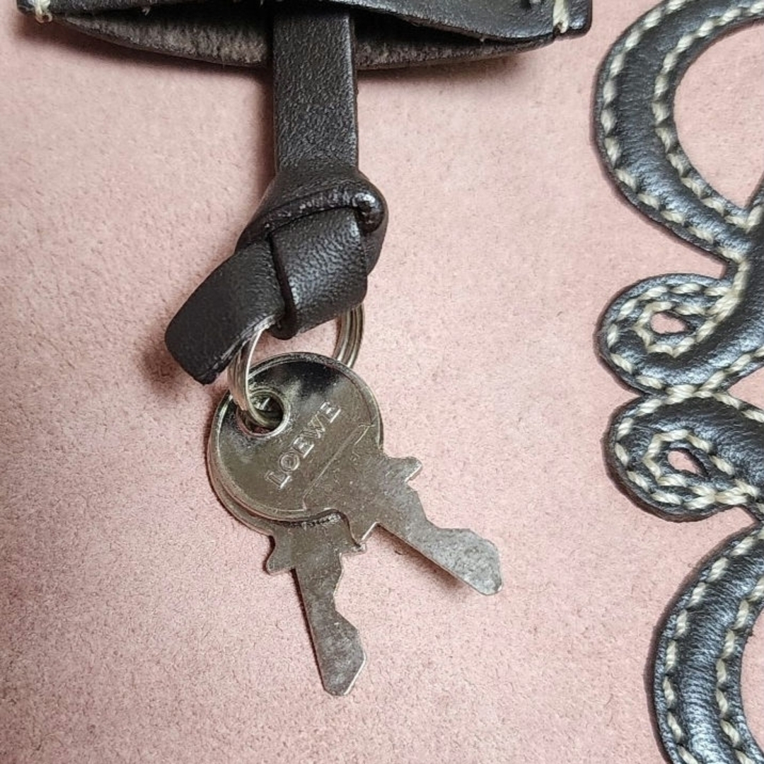 LOEWE - 希少 ロエベバッグLOEWEアマソナ28 スエード×レーザー LOEWE - 希少 ロエベバッグLOEWEアマソナ28 スエード×レーザー