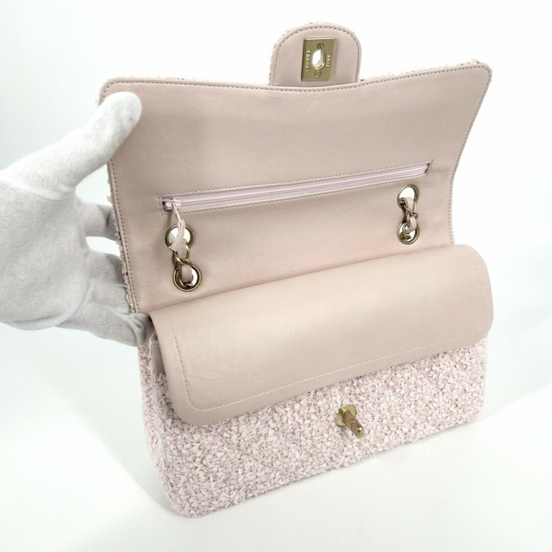 CHANEL - CHANEL シャネル ショルダーバッグ マトラッセ25 CHANEL - CHANEL シャネル ショルダーバッグ マトラッセ25