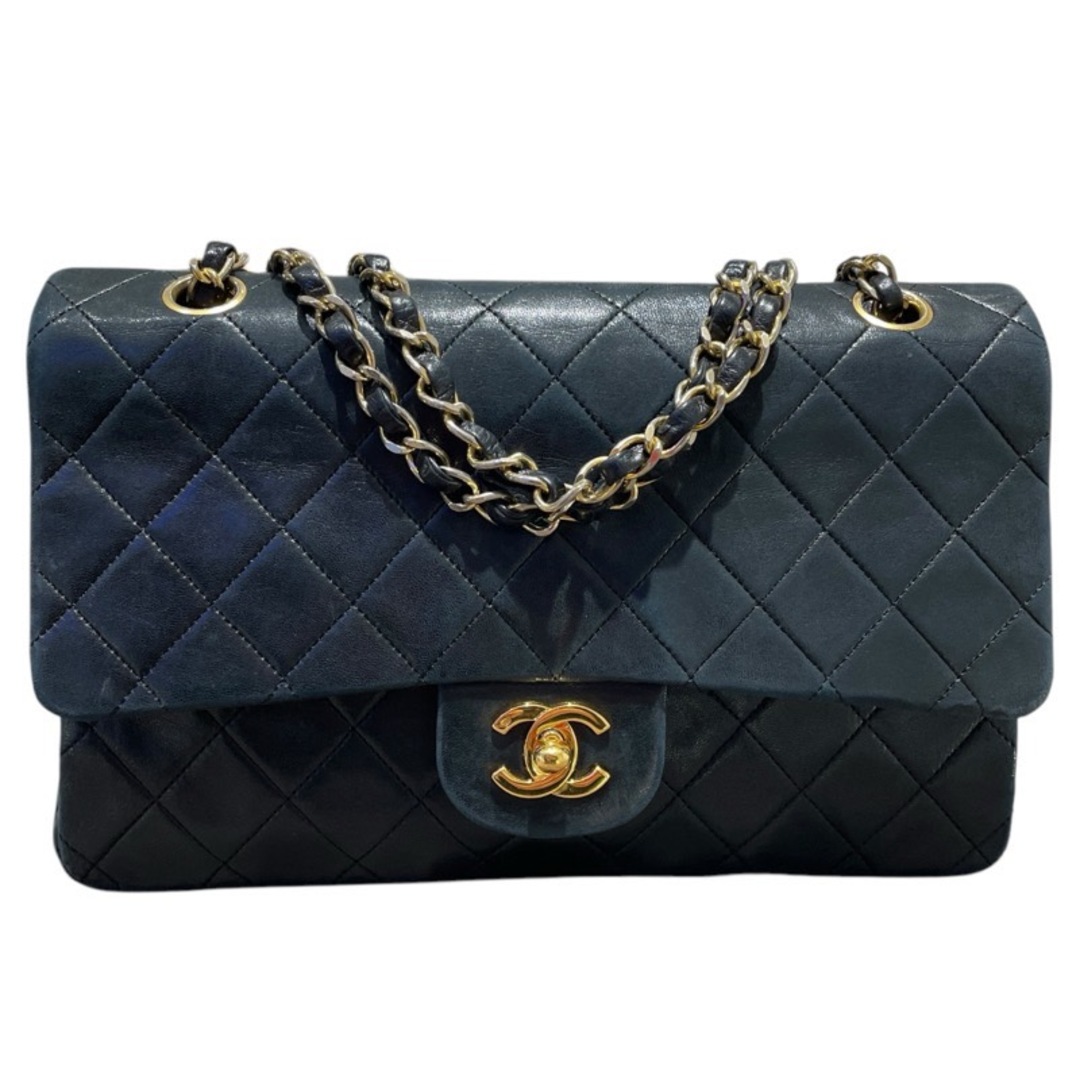 CHANEL - シャネル CHANEL マトラッセ25 A01112 ブラック GD金具 CHANEL - シャネル CHANEL マトラッセ25 A01112 ブラック GD金具