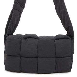 BOTTEGA VENETA(ショルダーバッグ)のフリマアイテム一覧 BOTTEGA VENETA(ショルダーバッグ)のフリマアイテム一覧