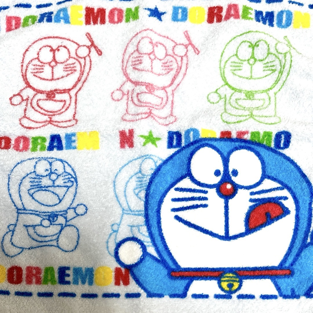 ドラえもん(ドラエモン)の未使用 ハンカチ ドラえもん 2枚セット タオルハンカチ ミニタオル レア ⑧ レディースのファッション小物(ハンカチ)の商品写真