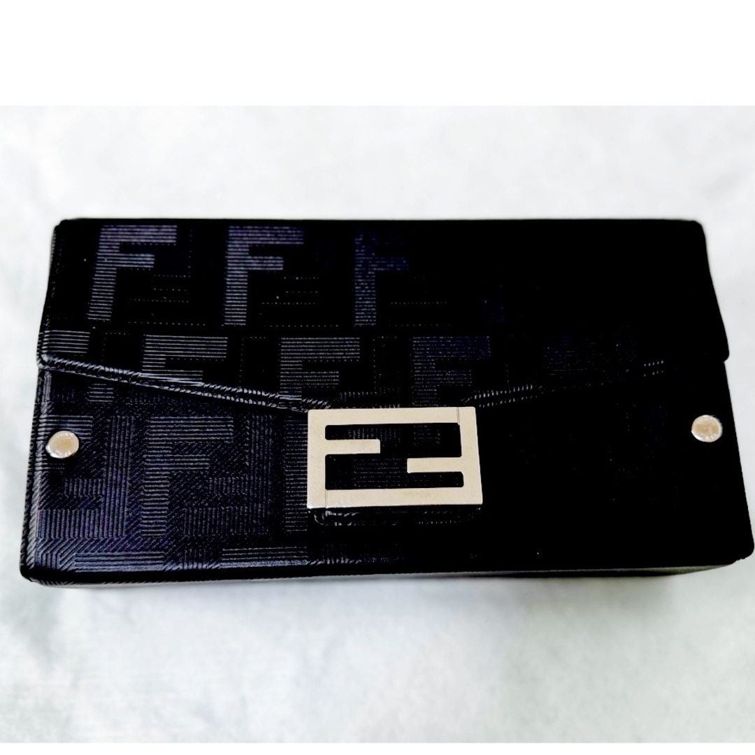 FENDI - FENDI フェンディ ソフトトランク バケット ブラックの FENDI - FENDI フェンディ ソフトトランク バケット ブラックの