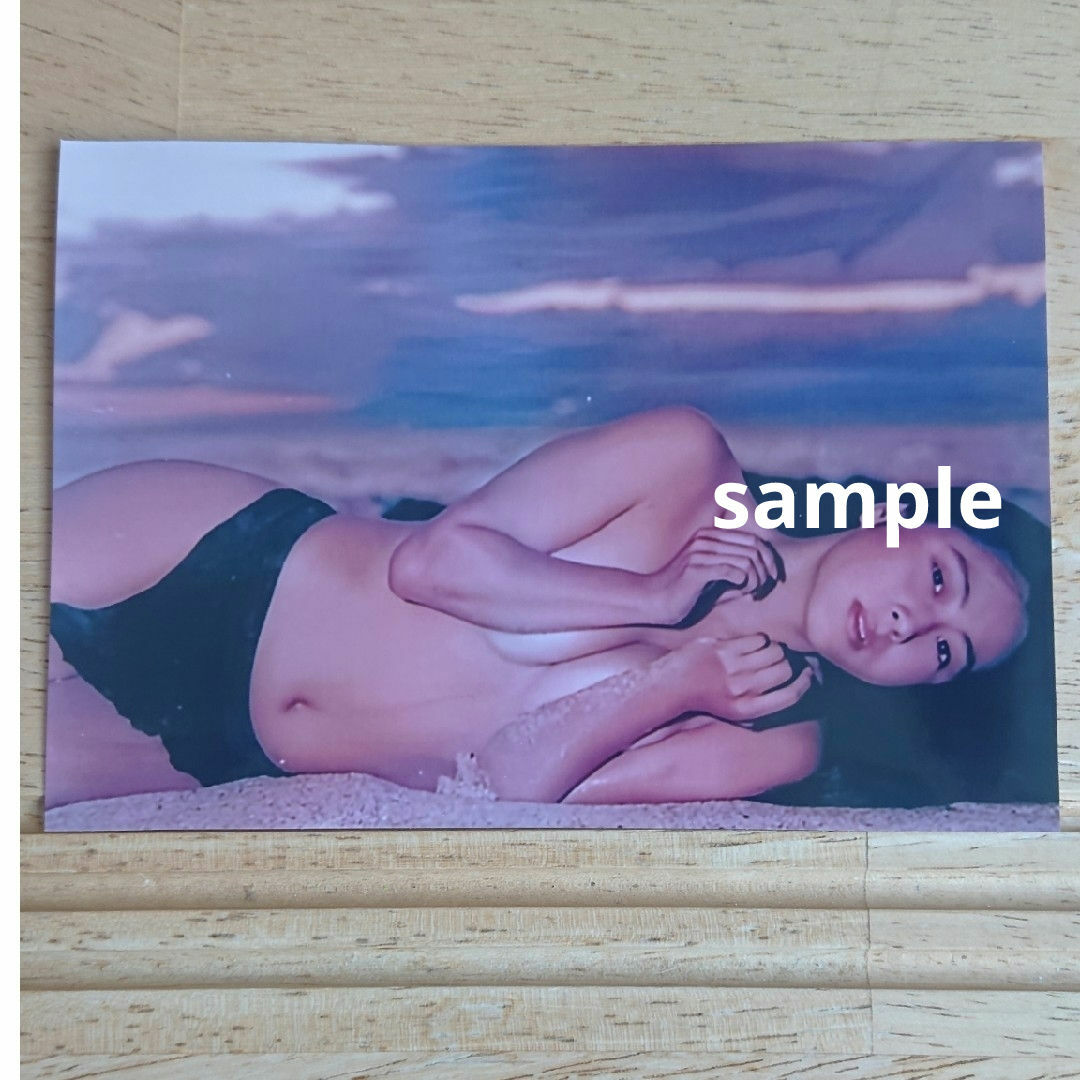 ZARD 坂井泉水 蒲池幸子 写真L版「お色気」 エンタメ/ホビーのタレントグッズ(ミュージシャン)の商品写真