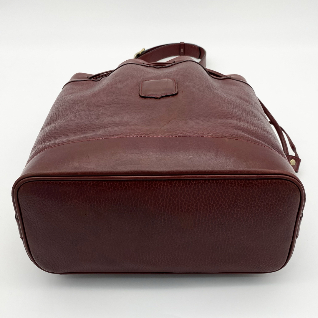 CELINE - CELINE 巾着バッグ トリオンフ型押し ボルドー レザー CELINE - CELINE 巾着バッグ トリオンフ型押し ボルドー レザー